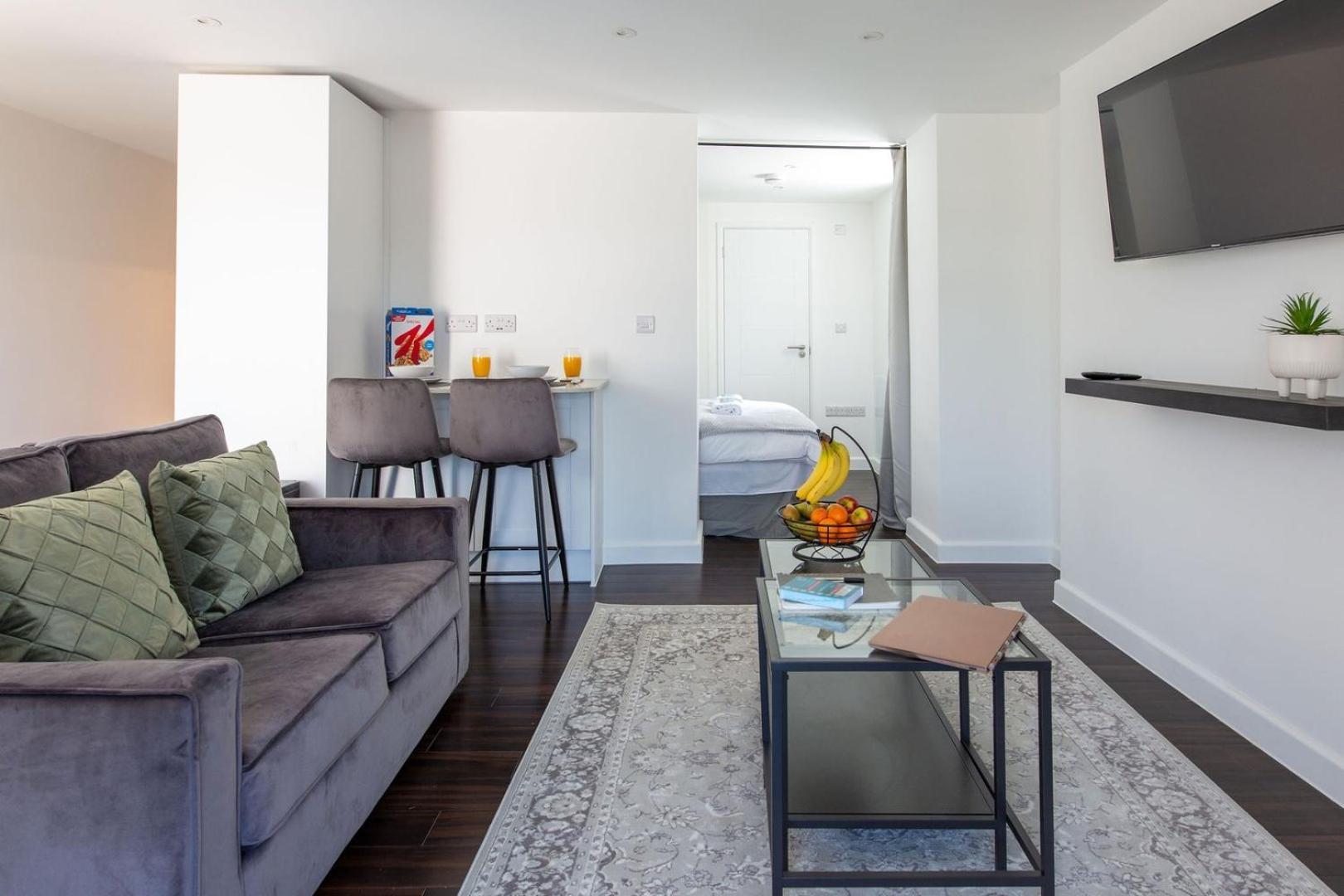 Stylish Apartment W/ Private Garden - Dog Friendly Newport  Esterno foto
